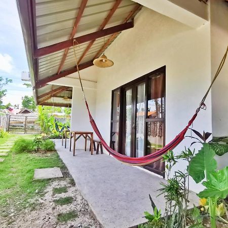 Yas Villas Homestay Хенерал Луна Екстериор снимка